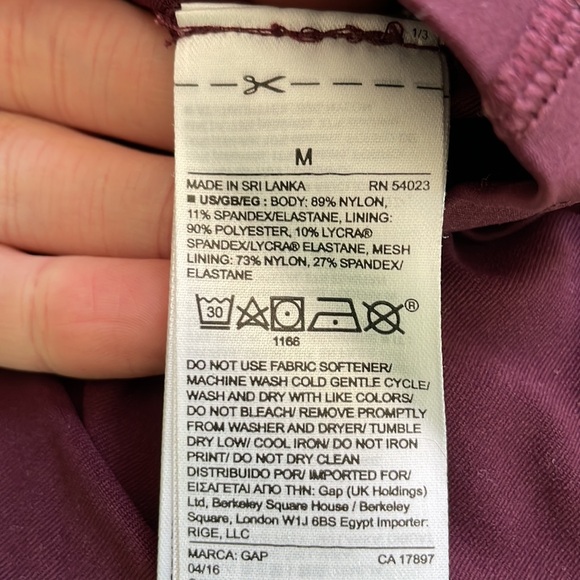 GapFit Cross-back Tank Top - Picture 8 of 8